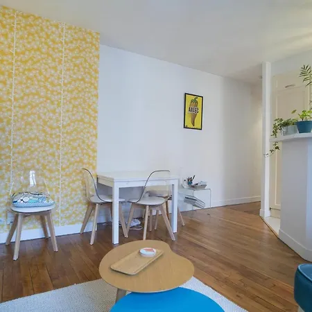 Bright And Stylish Flat *